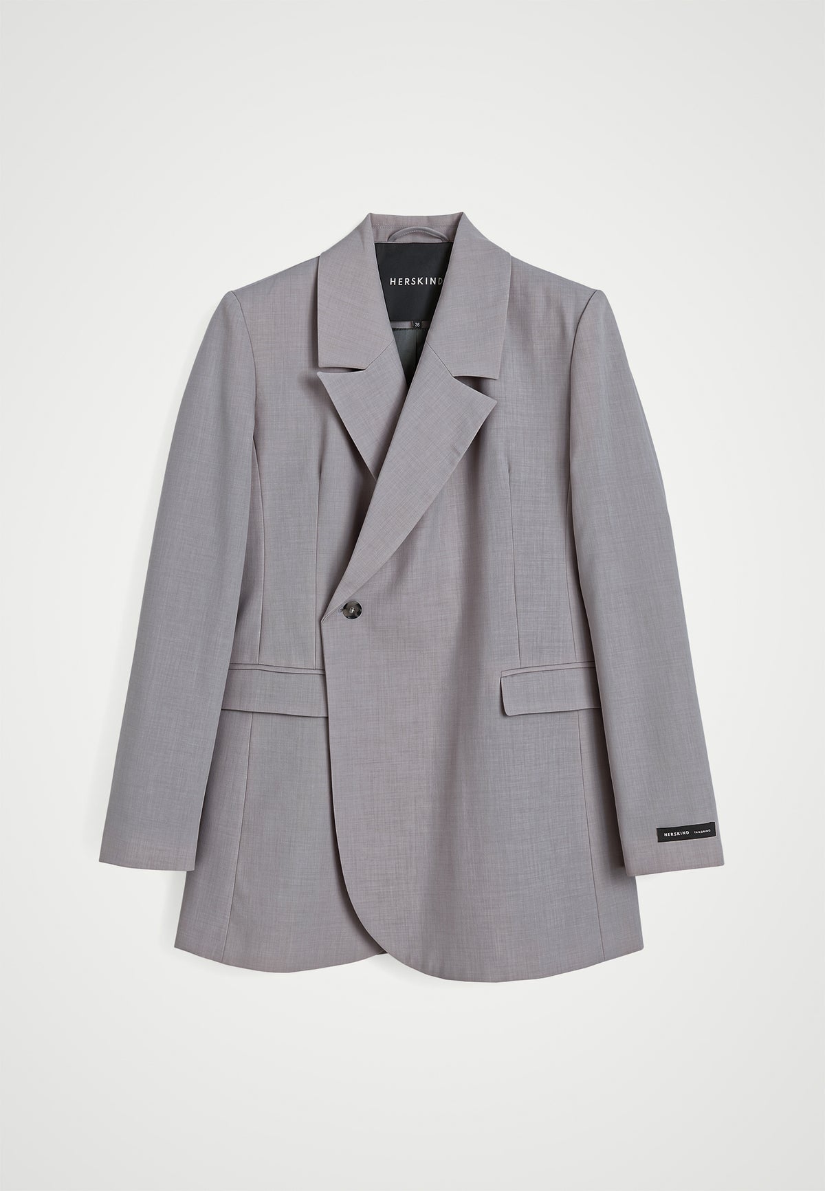 Lilith Blazer, Grey