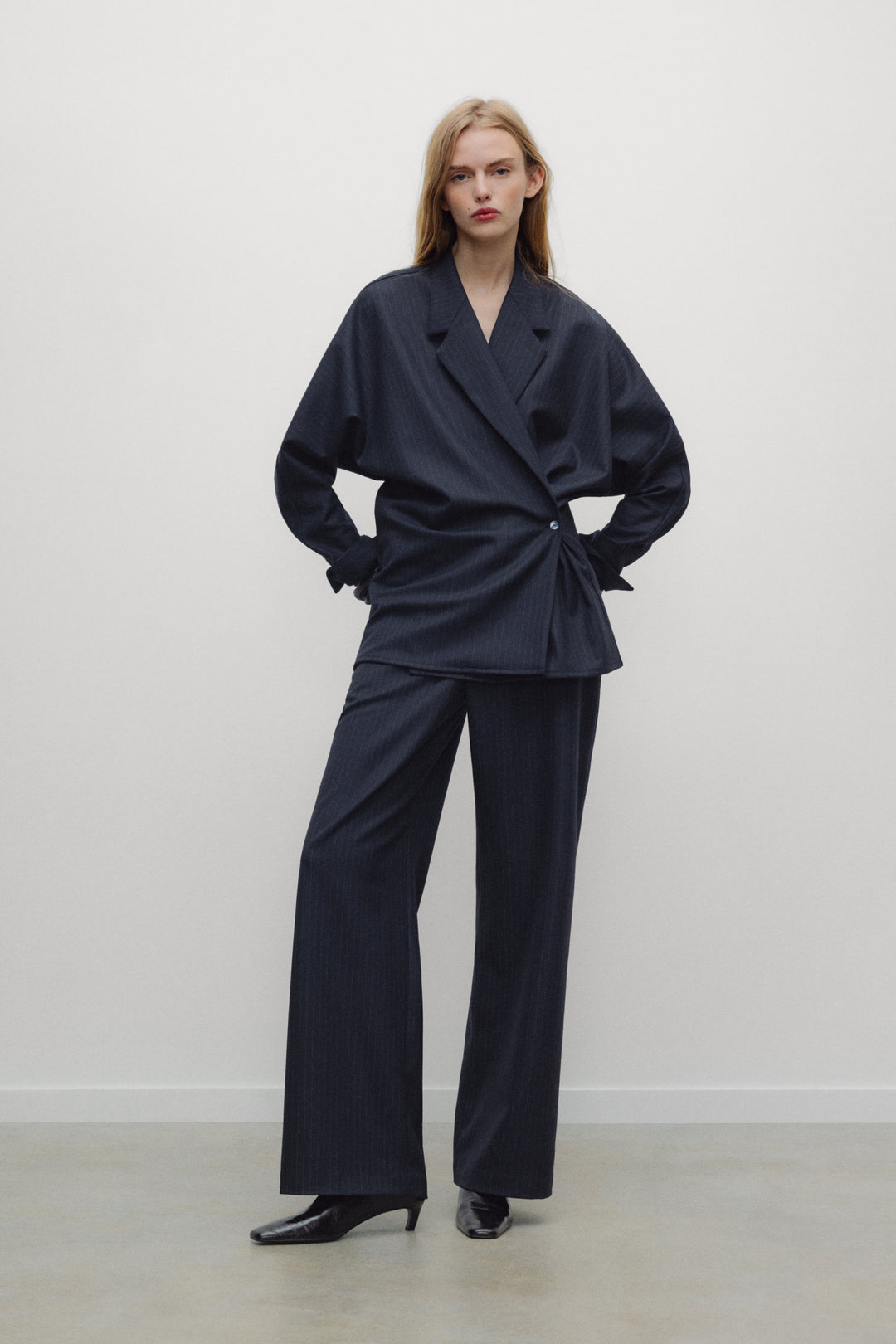 Faith Woman Trouser - Black Iris