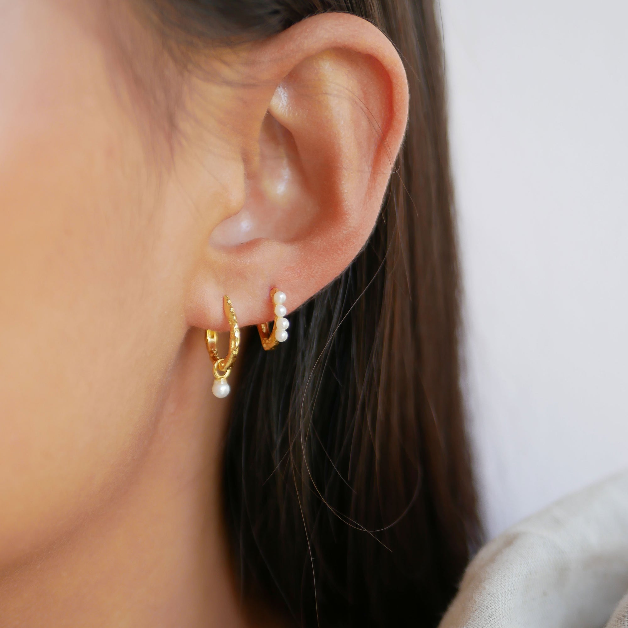 Hoops, Bella Pearl, Gold